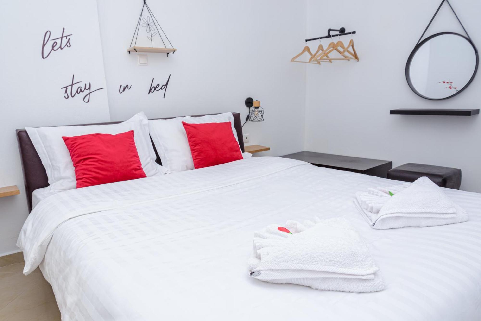 Whitehome
